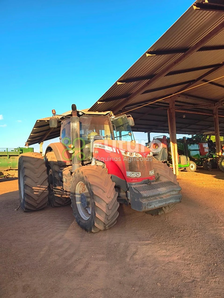 Trator Massey Ferguson 8670 ano 2012