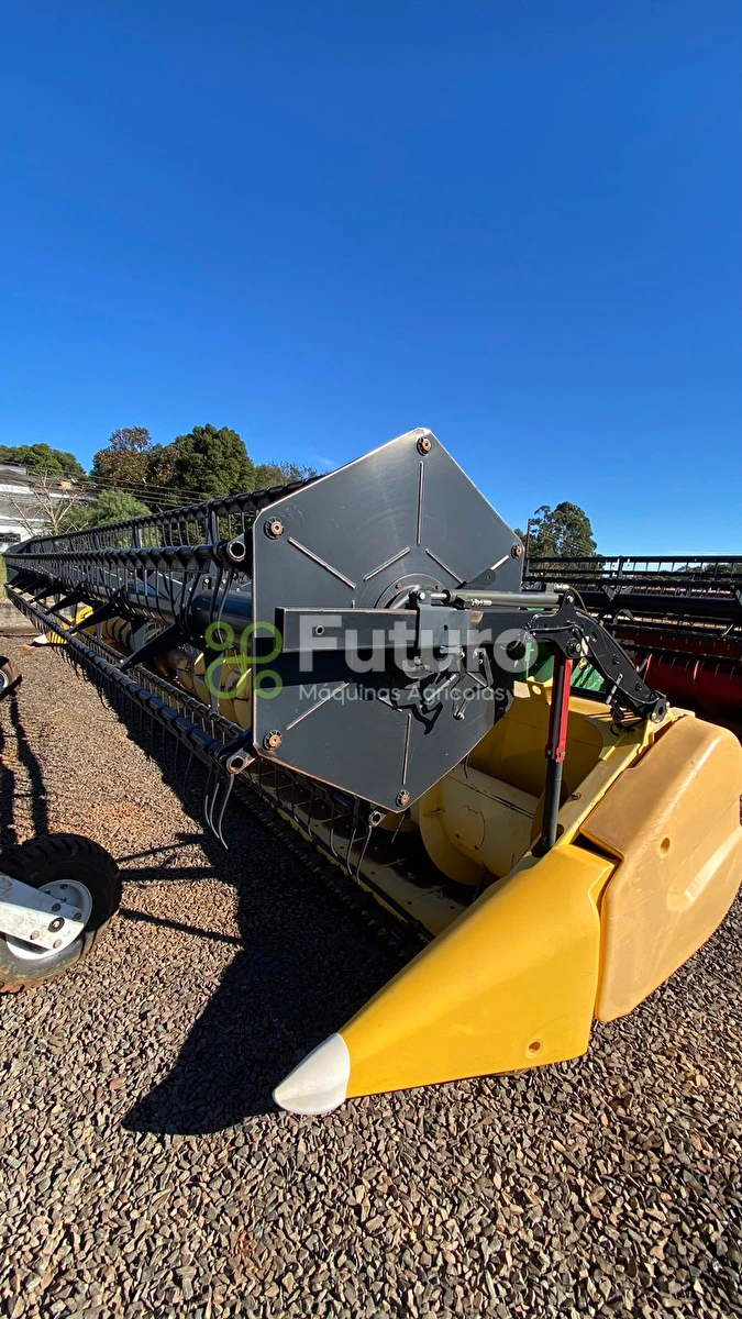 Plataforma New Holland 740CF SUPERFLEX ano 2013