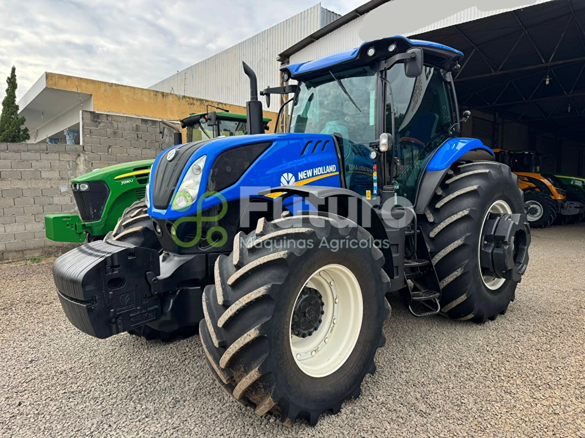 Trator New Holland T 7.260 ano 2022