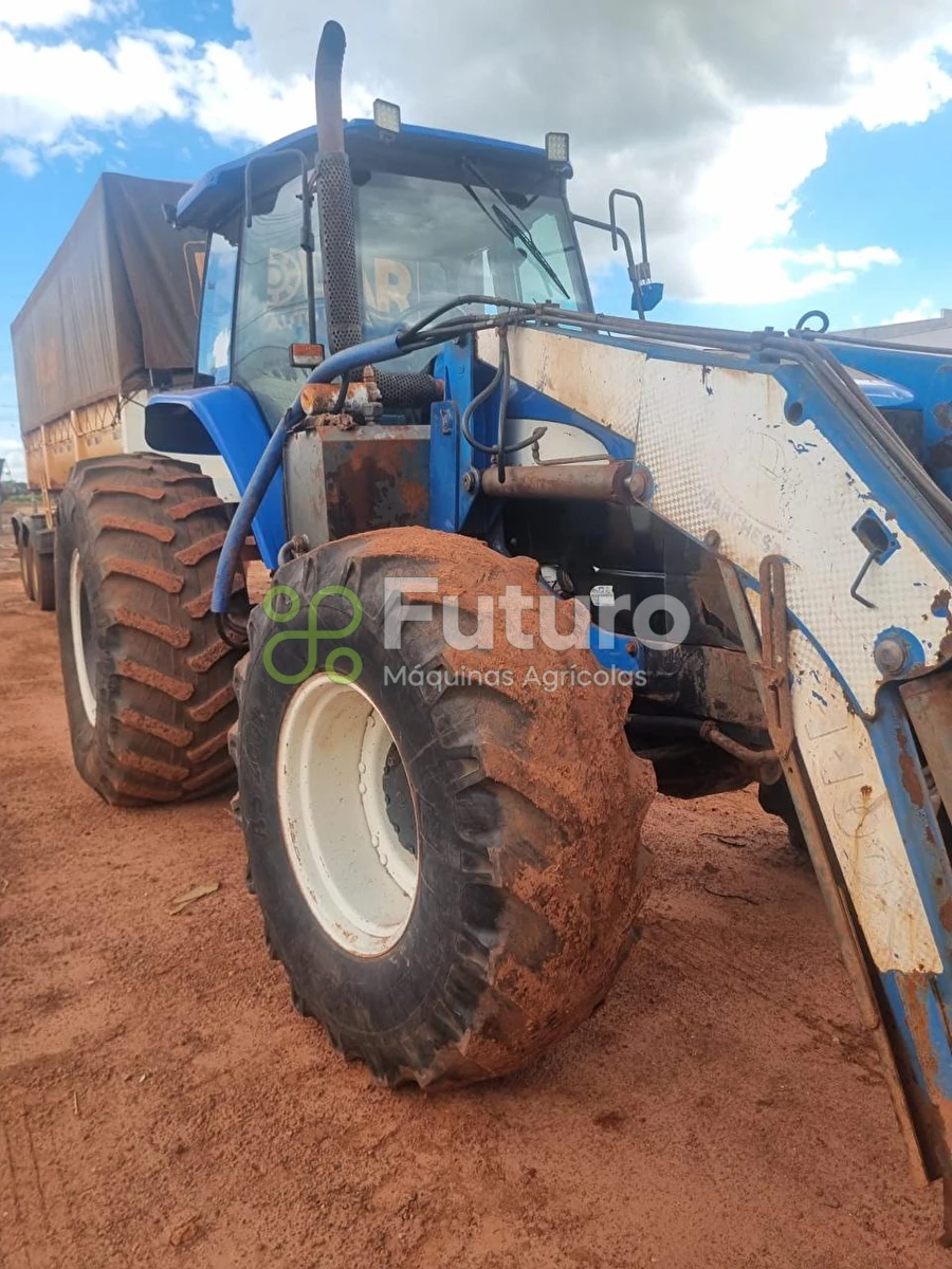 Trator New Holland TM 7020 ano 2009