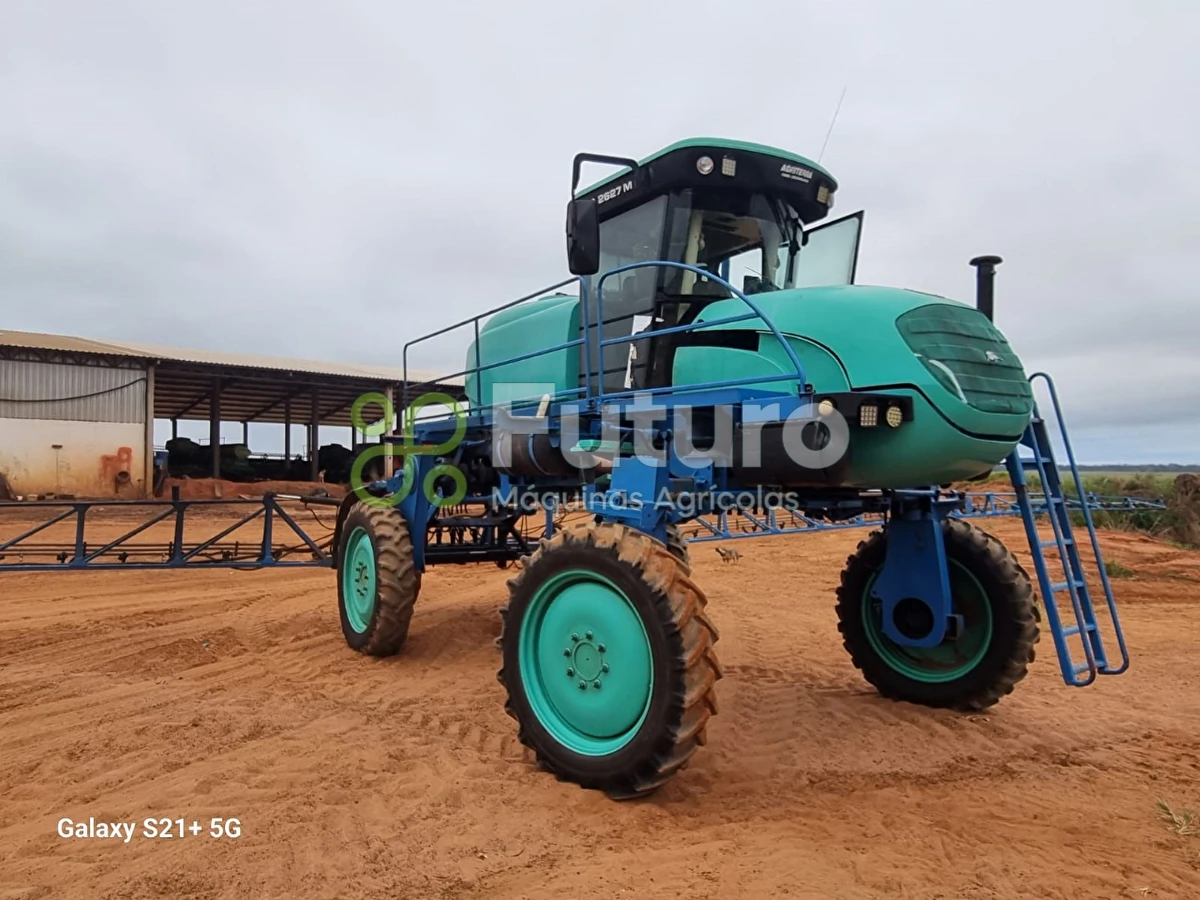 Distribuidor Autopropelido Montana PARRUDA ano 2008