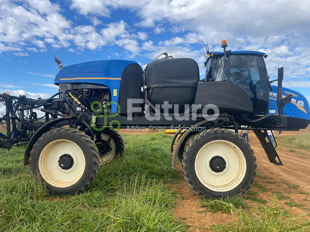 Pulverizador Autopropelido New Holland SP2500 ano 2018