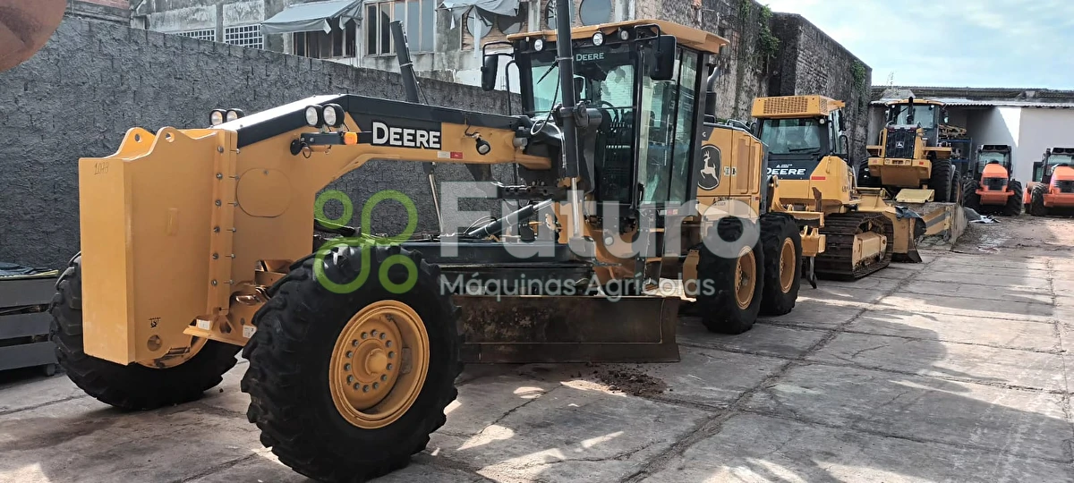 Motoniveladora John Deere 620G ano 2023