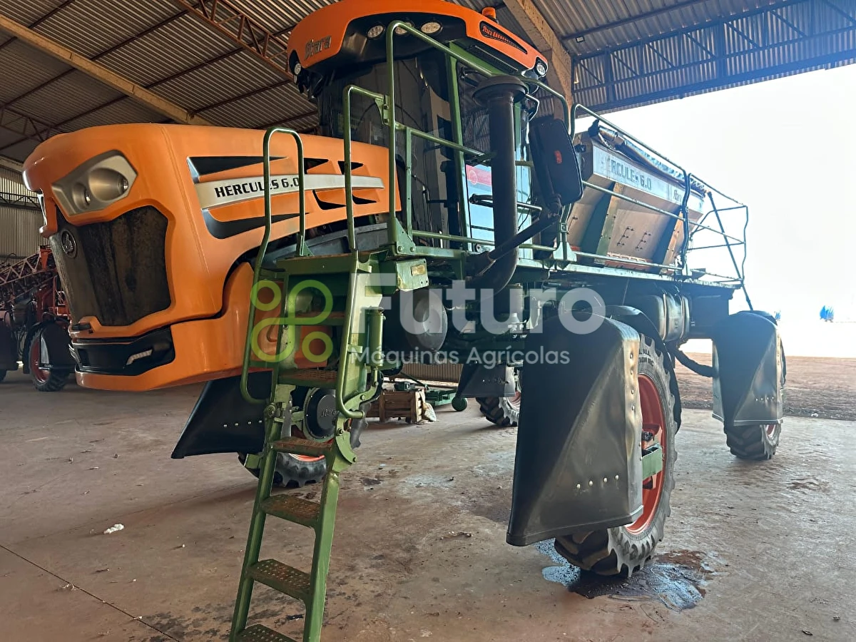 Distribuidor Autopropelido Stara Hércules 6.0 ano 2018