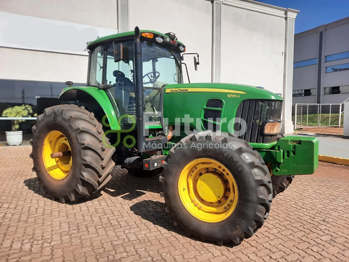 Trator John Deere 6190J ano 2022