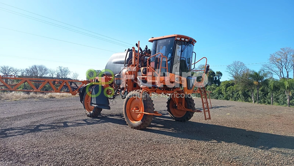Pulverizador Autopropelido Jacto uniport 2500 ano 2014