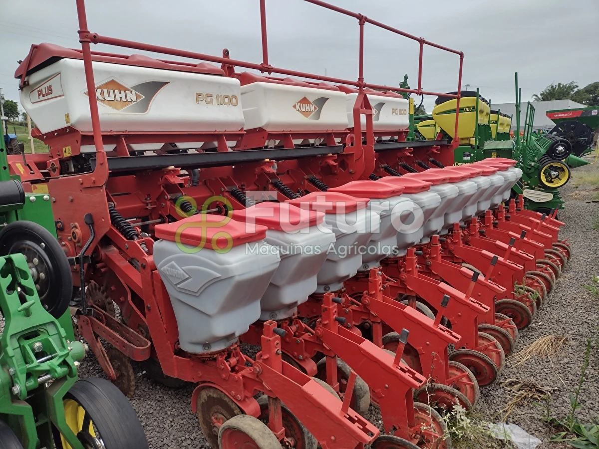 Plantadeira Kuhn PG 1100 ano 2014