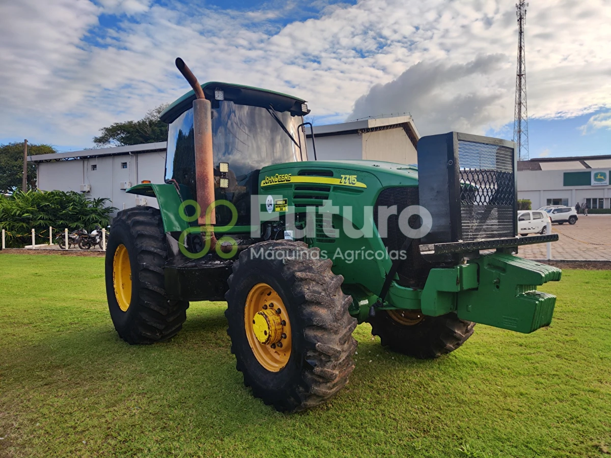 Trator John Deere 7715 ano 2008