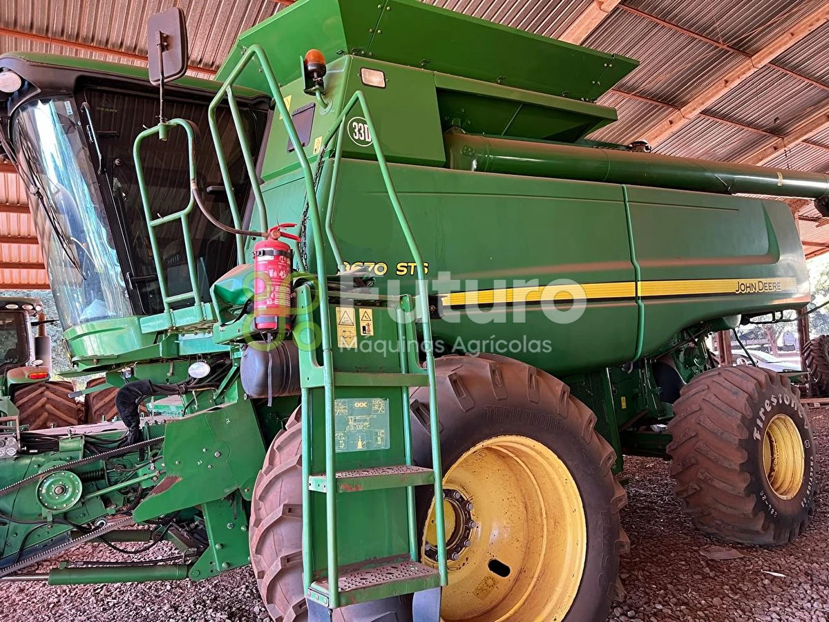 Colheitadeira John Deere STS 9670 ano 2014