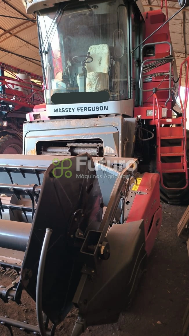 Colheitadeira Massey Ferguson 32SR ano 2013