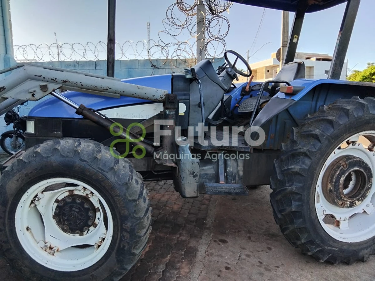Trator New Holland tl 85 ano 2009 - tl 85 - Máquinas Agrícolas