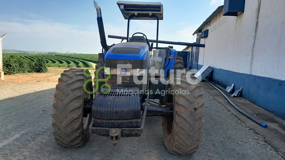 Trator New Holland TM 150 ano 2006