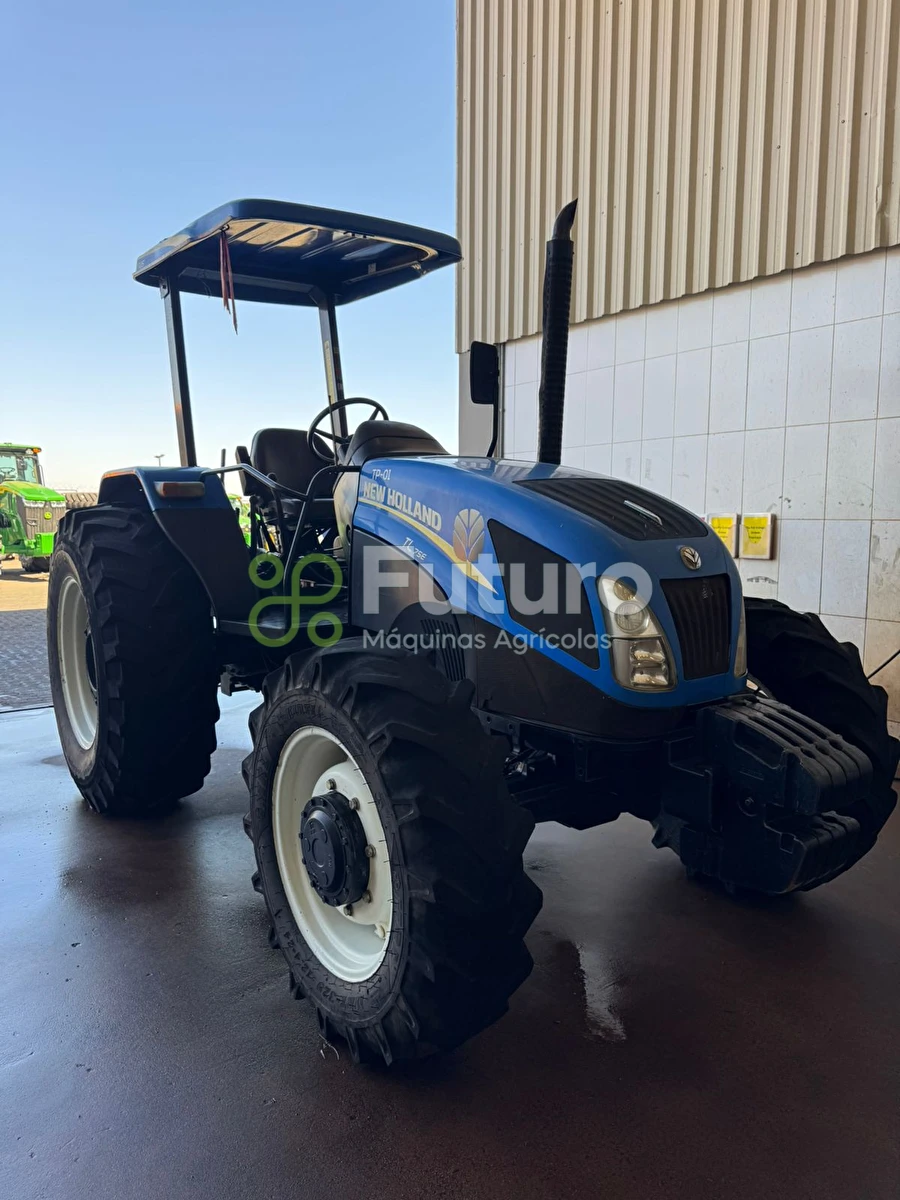 Trator New Holland TL 75E ano 2017