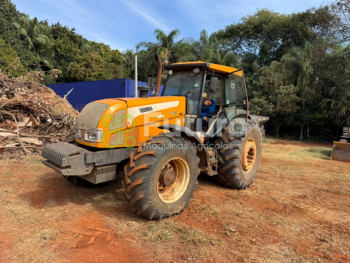 Trator Valtra BH 180 ano 2011