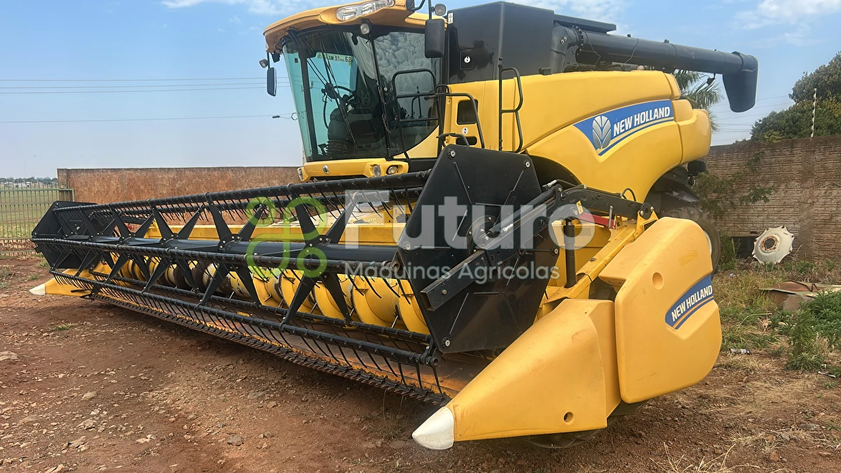 Colheitadeira New Holland CR 6080 ano 2016