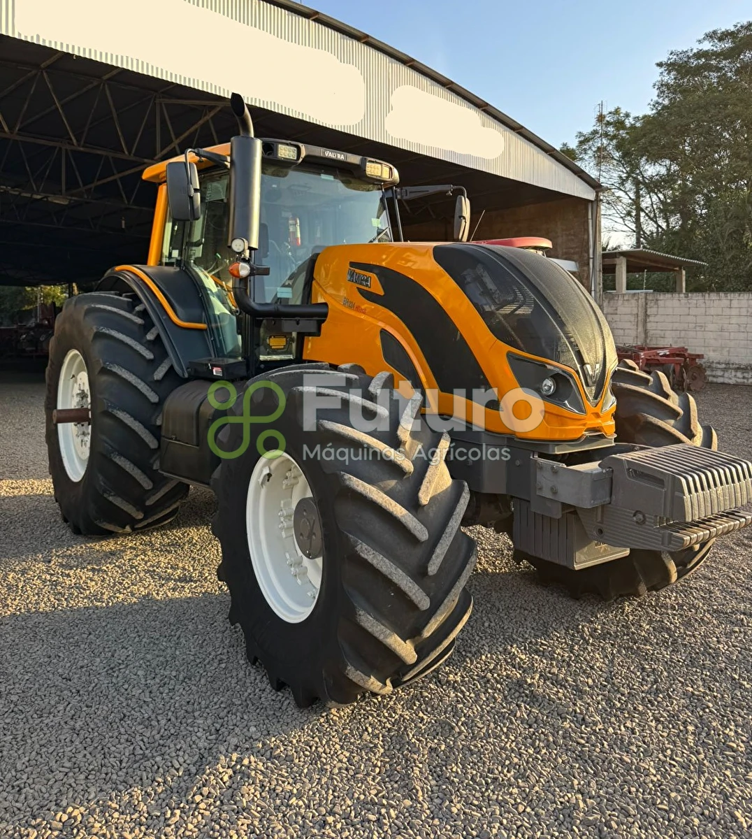 Trator Valtra BH 224 ano 2022