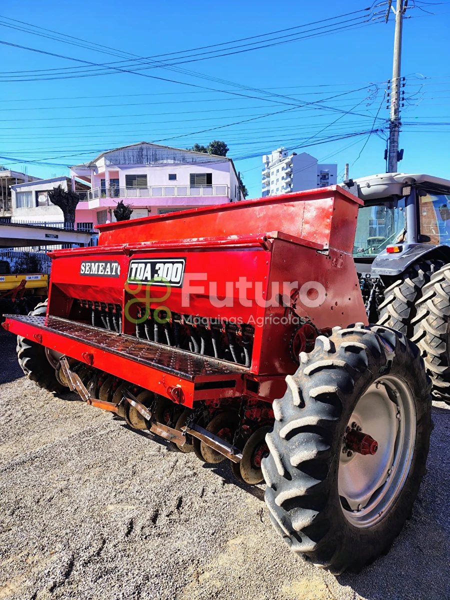 Plantadeira Semeato TD 300 ano 1993