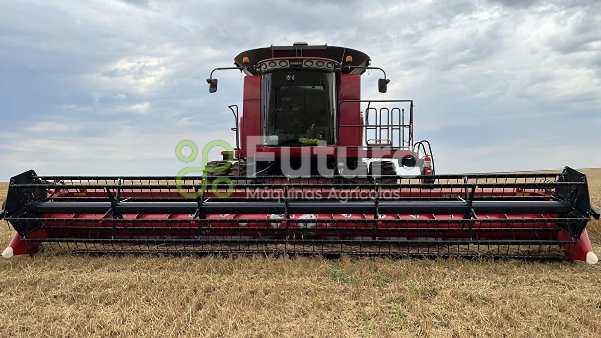 Colheitadeira Case 6150 ano 2022