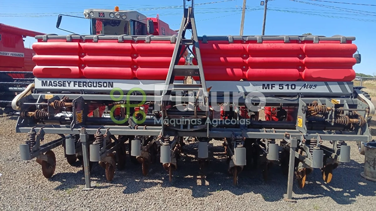 Plantadeira Massey Ferguson MF 510 ano 2014