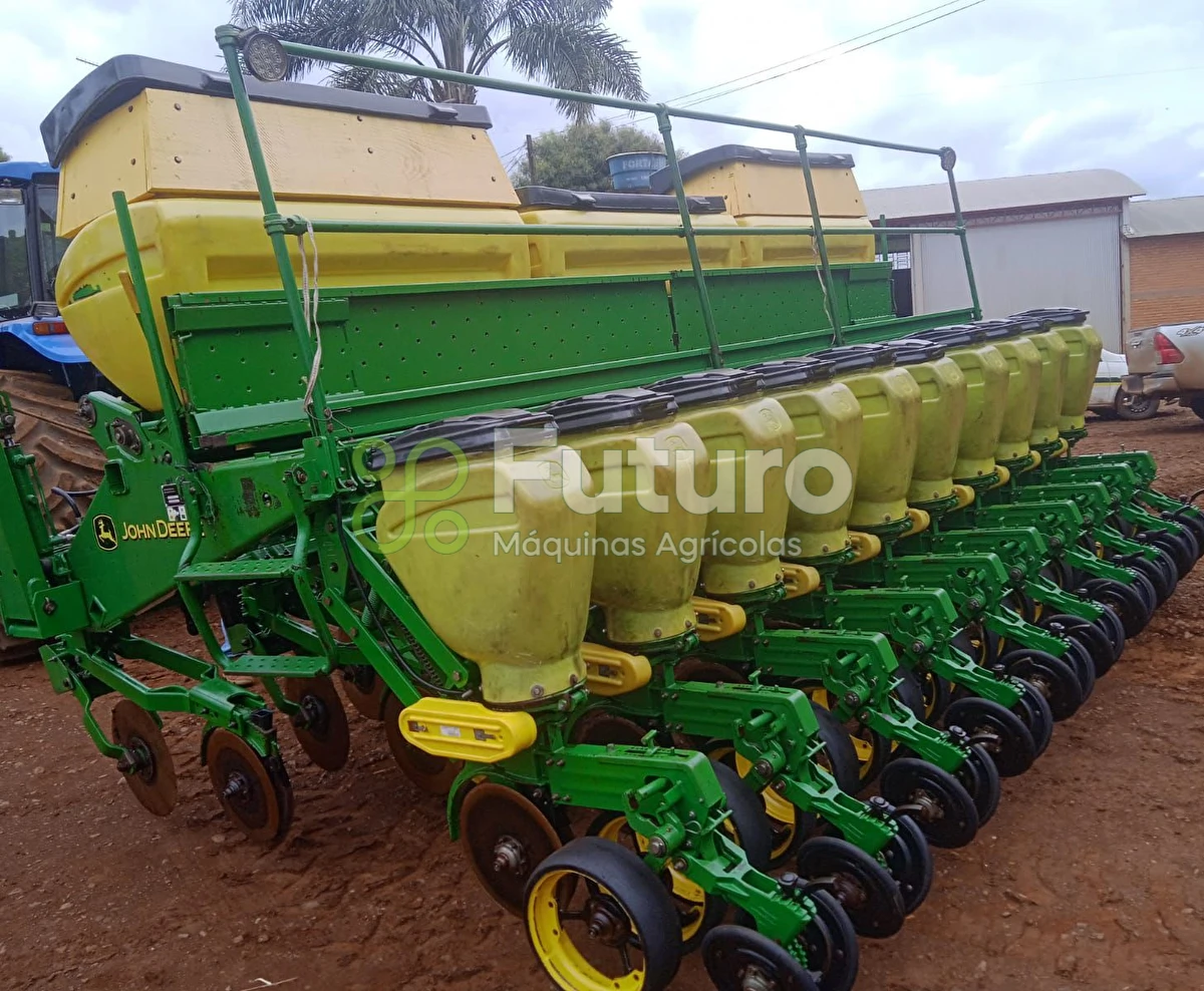Plantadeira John Deere 1111 ano 2008