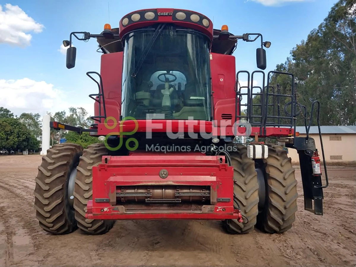 Colheitadeira Case IH 8230 ano 2015