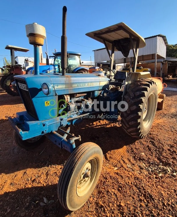 Trator Ford 6600 ano 1979