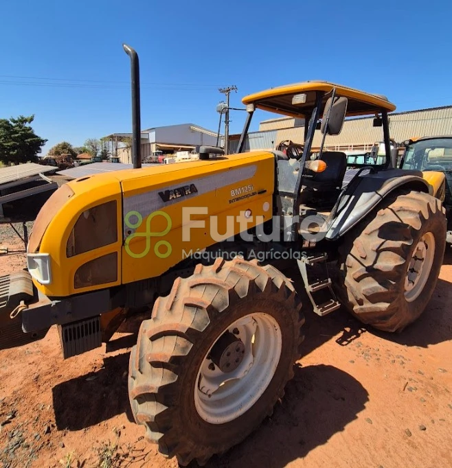 Trator Valtra BM 125I ano 2013