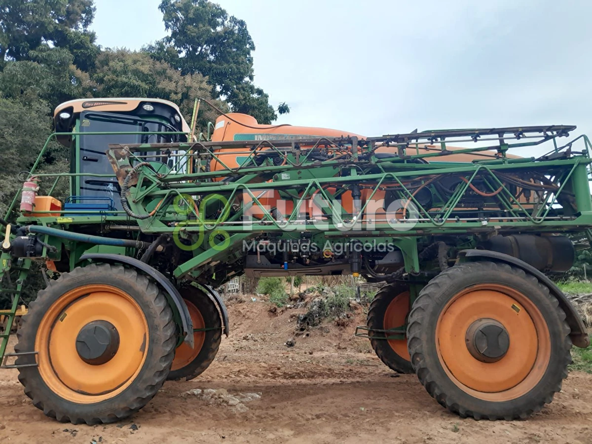 Pulverizador Autopropelido Stara IMPERADOR 3100 ano 2016