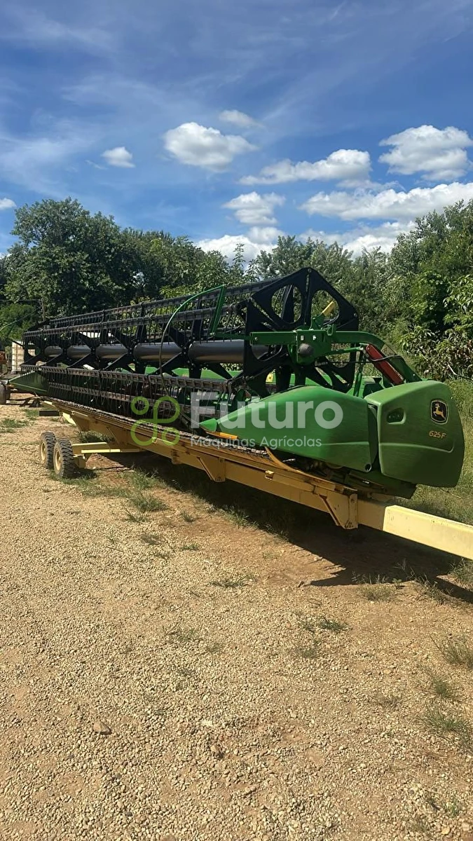 Plataforma John Deere 625 ano 2018