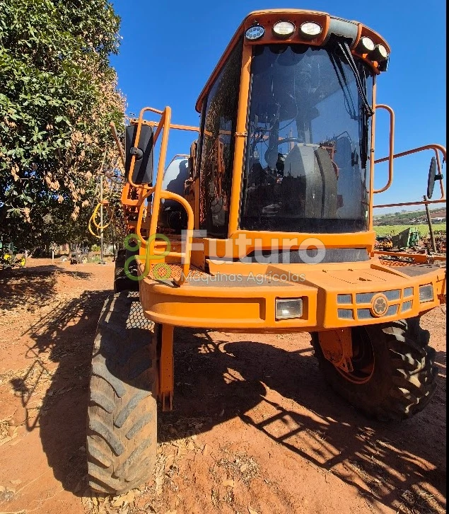 Pulverizador Autopropelido Jacto 3000 ano 2013