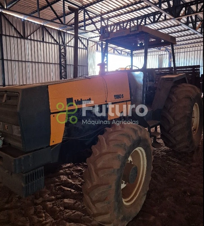 Trator Valmet 1180 S ano 1997