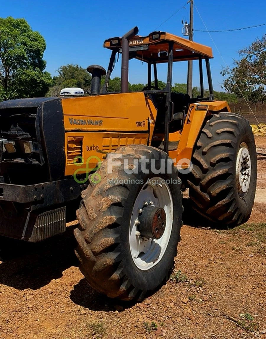 Trator Valmet 1780 ano 2003