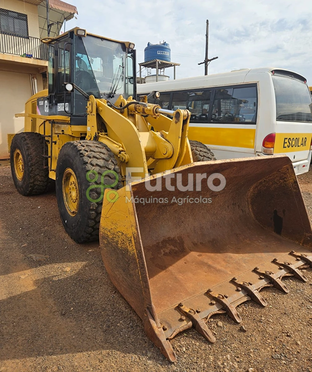 Pá Carregadeira Caterpillar 938H ano 2012