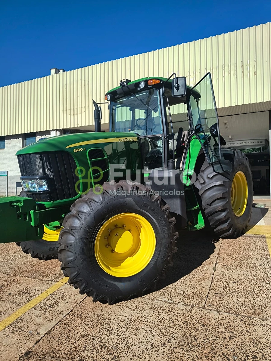 Trator John Deere 6190J ano 2024