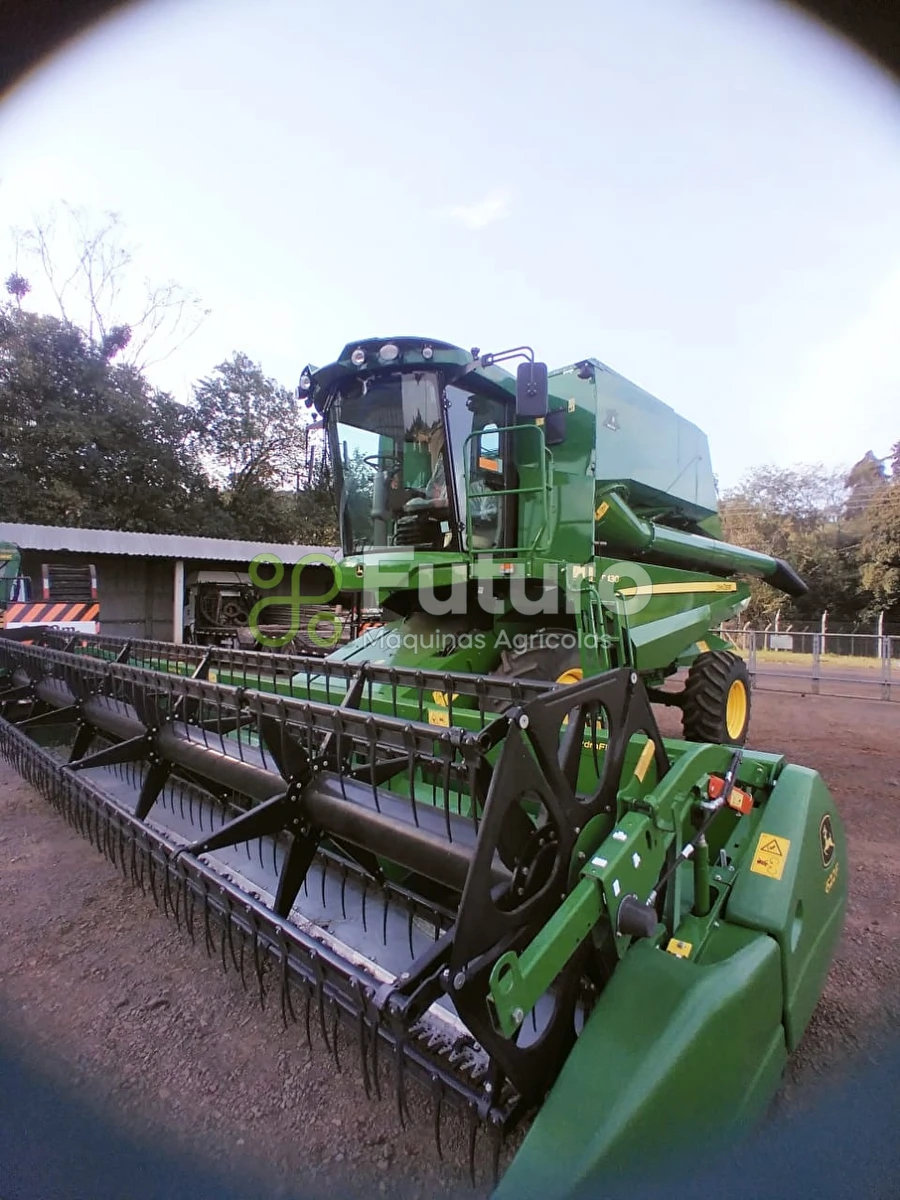Colheitadeira John Deere S430 ano 2023