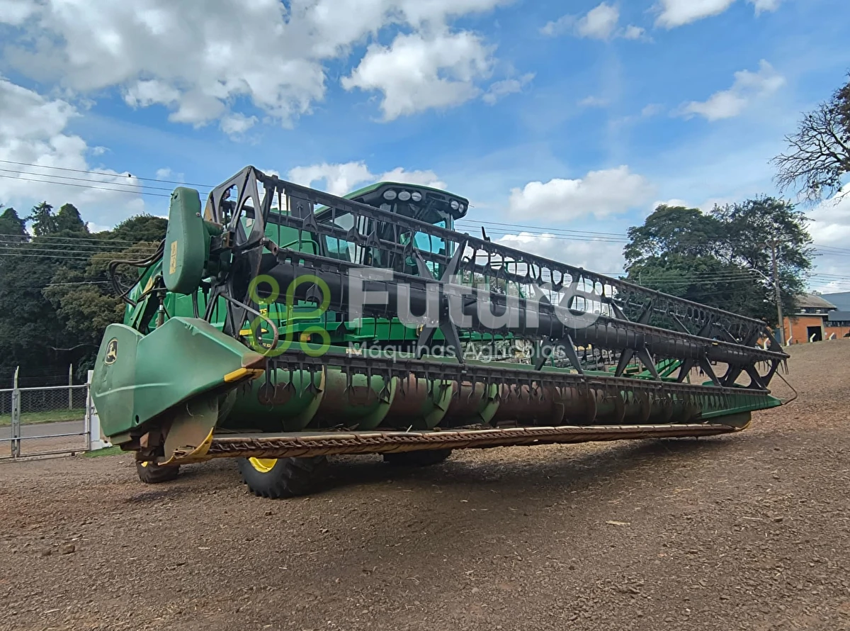 Colheitadeira John Deere 9570 STS ano 2010
