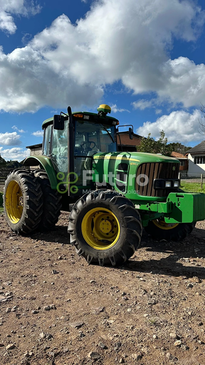 Trator John Deere 6130 ano 2021