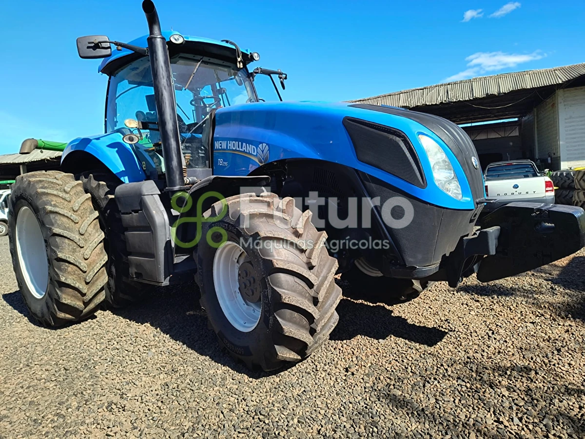 Trator New Holland T8.295 ano 2014