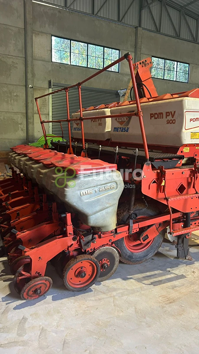 Plantadeira Kuhn PDM PV 900 ano 2016