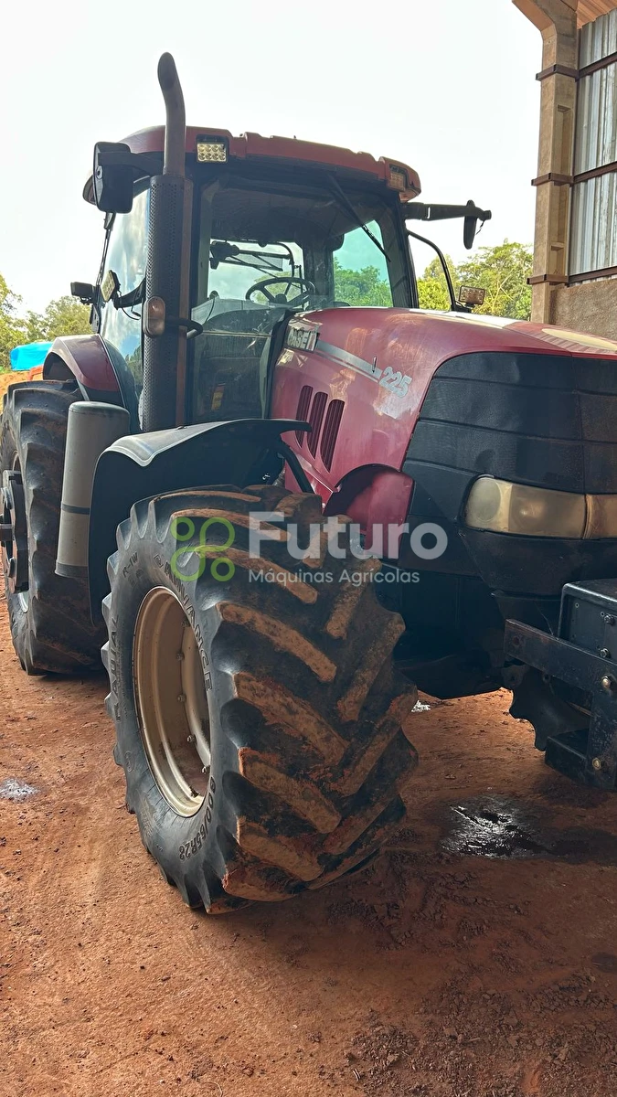 Trator Case PUMA 225 ano 2015