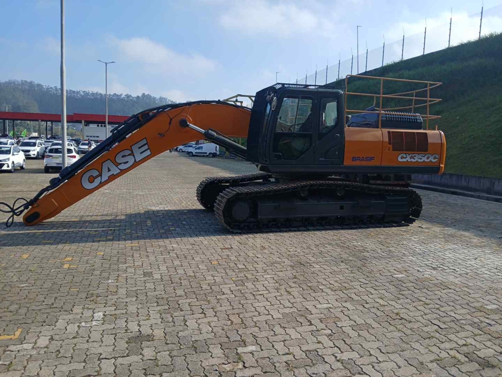 Escavadeira Case CX350B ano 2021