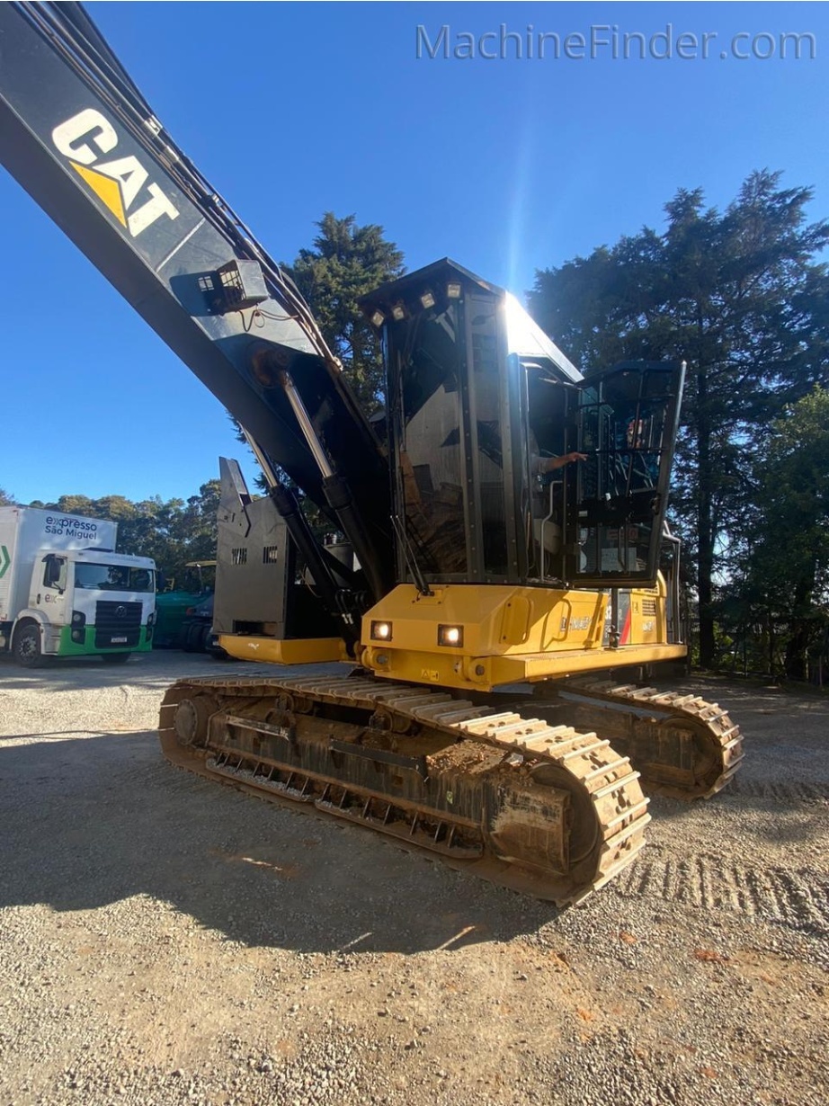 Escavadeira Caterpillar 320D ano 2018