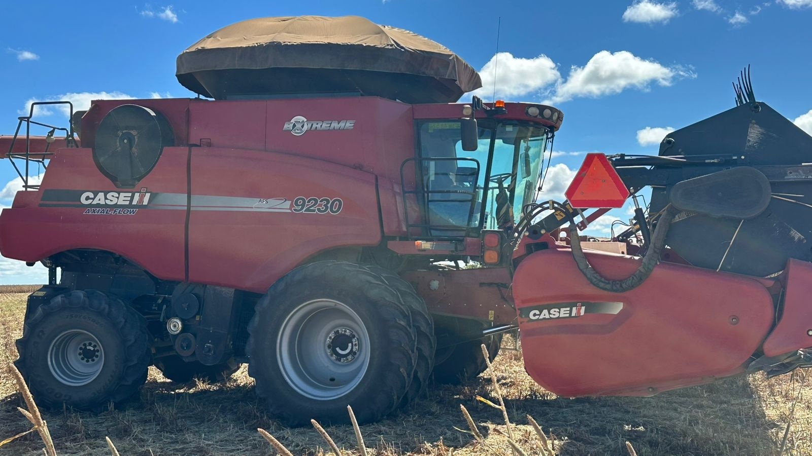 Colheitadeira Case Axial – Flow 9230 Extreme ano 2018