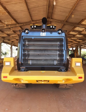 Pá Carregadeira Caterpillar 972L ano 2019