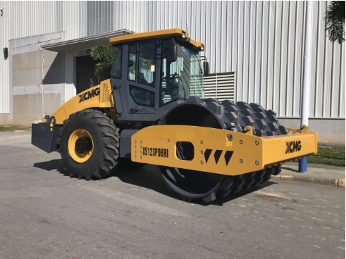Rolo Compactador XCMG XS123PDBRI ano 2025