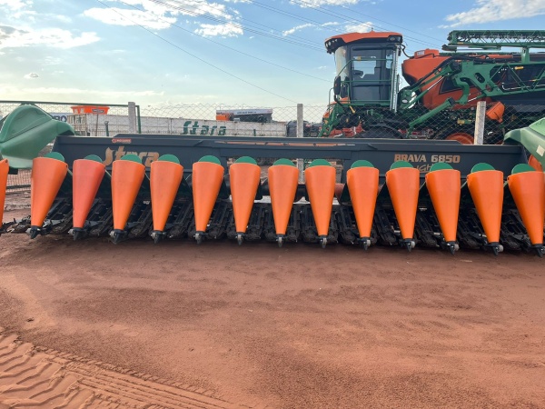 Plataforma Stara BRAVA 6850 ano 2010
