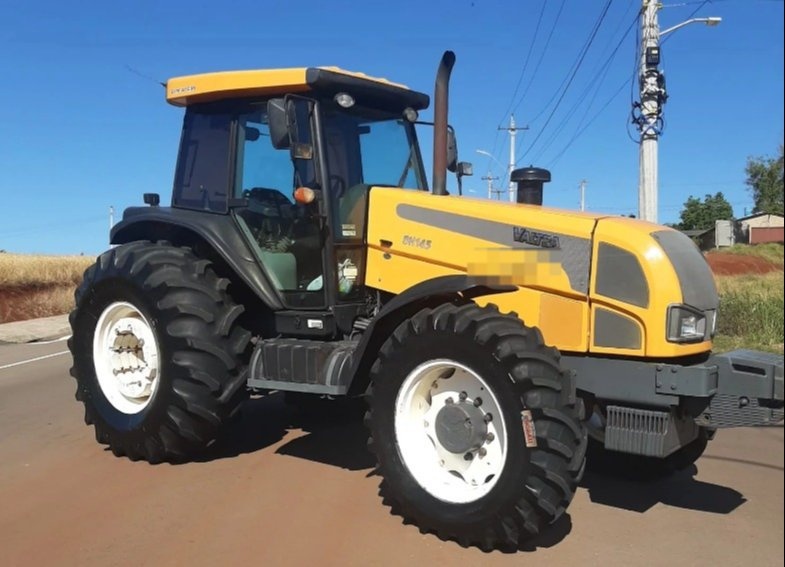 Trator Valtra BH145 ano 2012