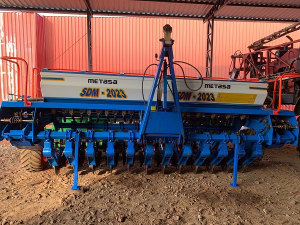 Plantadeira Metasa SDM-2023 ano 2004
