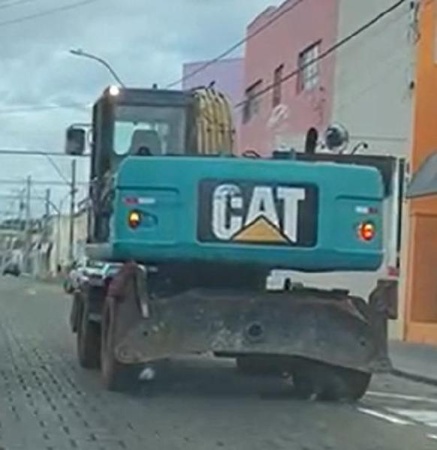 ESCAVADEIRA M316D - Máquinas de Linha Amarela