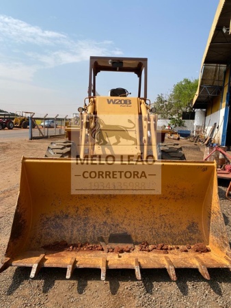 PÁ CARREGADEIRA MODELO W20B - Máquinas de Linha Amarela